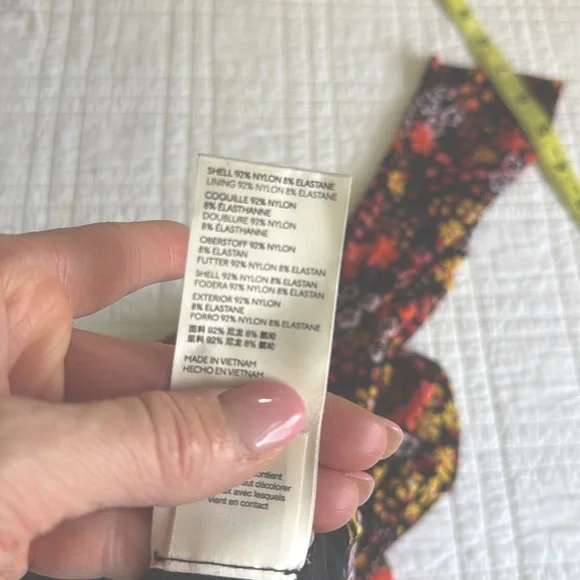 Free People Twyla Ditsy Floral Top 
NWT - Picture 6 of 6